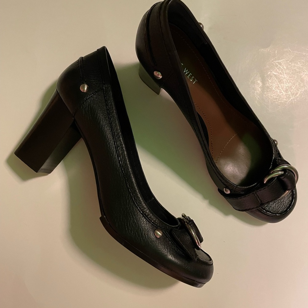 Nine West, 3" heel, black leather, buckle on vamp. Sz 11, new, never worn. $55.